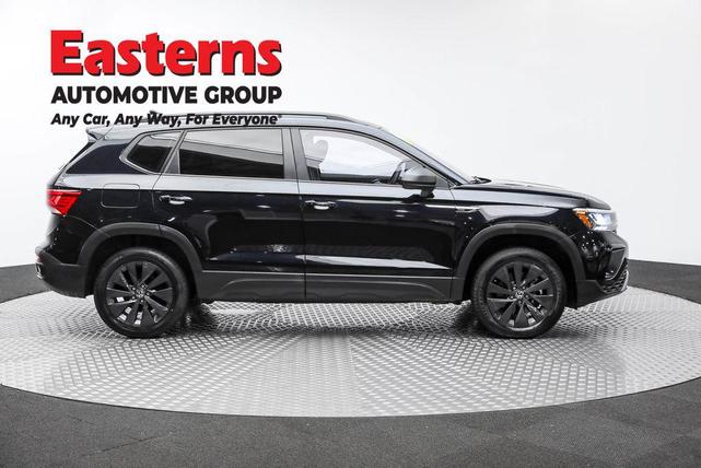 Photo of 2024 Deep Black Pearl Volkswagen Taos