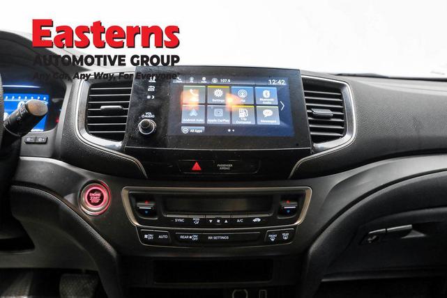 Photo of 2021 Black Honda Passport