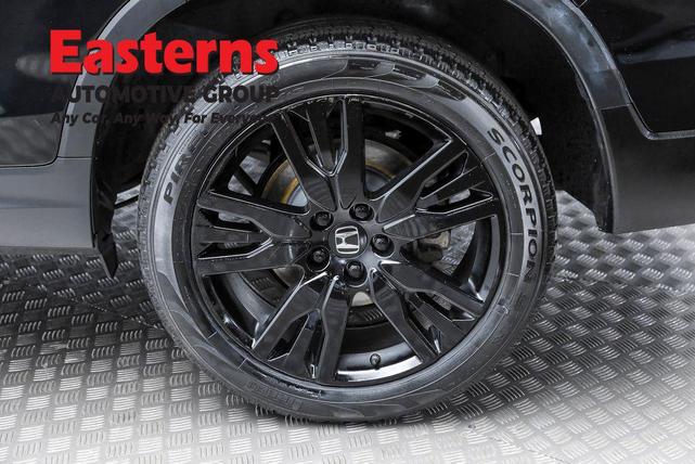 Photo of 2021 Black Honda Passport