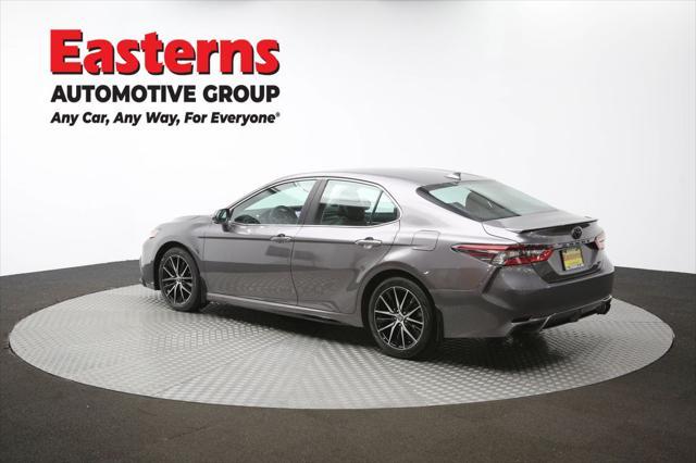 Photo of 2023 Gray Toyota Camry