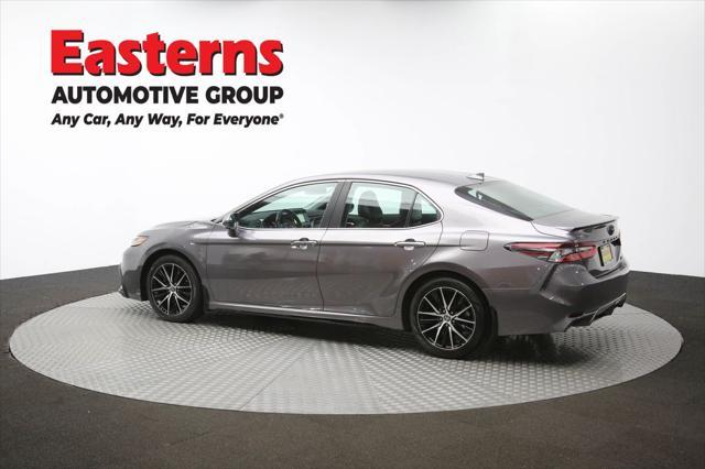 Photo of 2023 Gray Toyota Camry