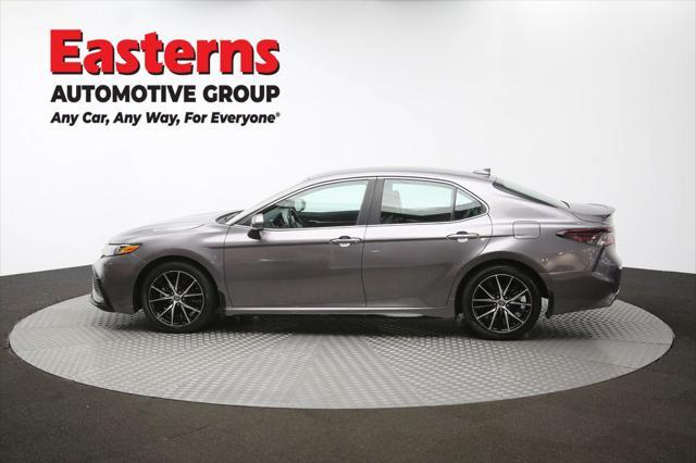 Photo of 2023 Gray Toyota Camry