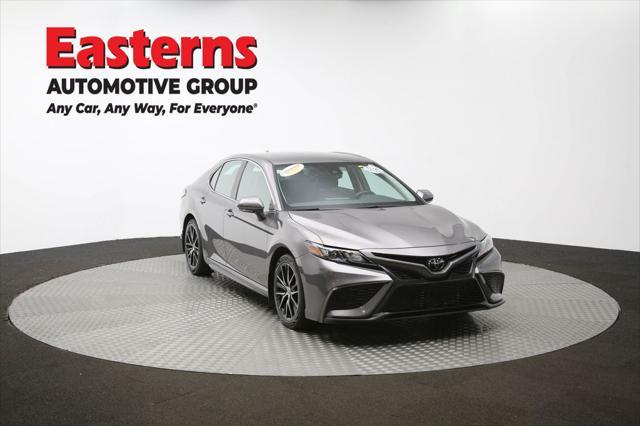 Photo of 2023 Gray Toyota Camry