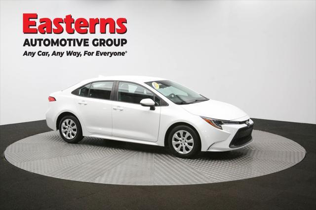 Photo of 2021 White Toyota Corolla