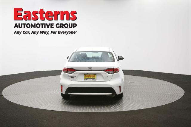 Photo of 2021 White Toyota Corolla