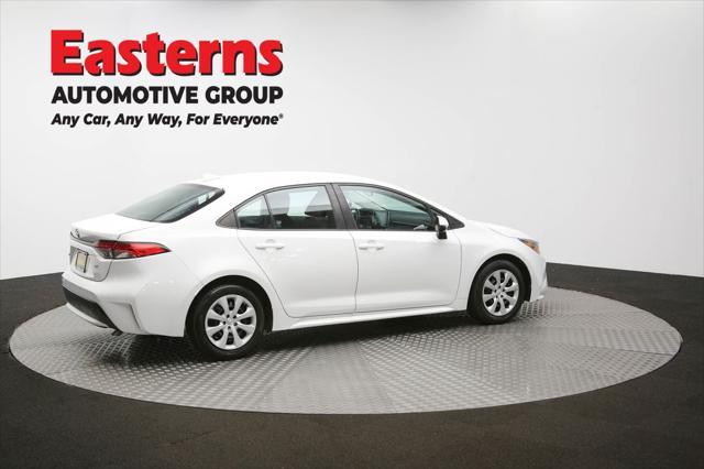 Photo of 2021 White Toyota Corolla