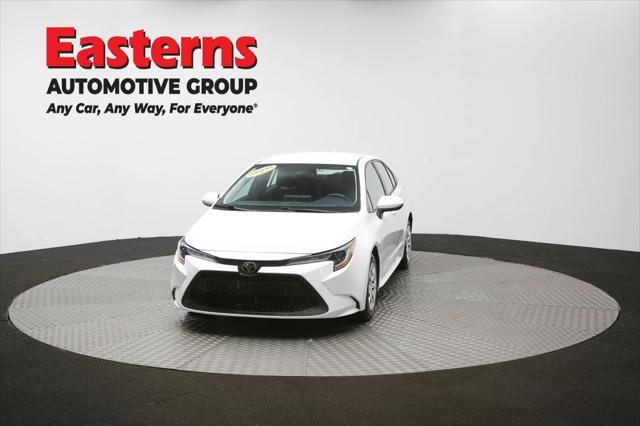 Photo of 2021 White Toyota Corolla