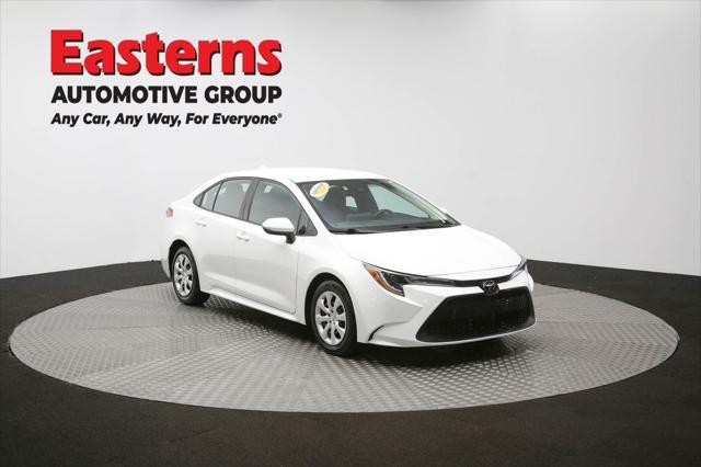 Photo of 2021 White Toyota Corolla