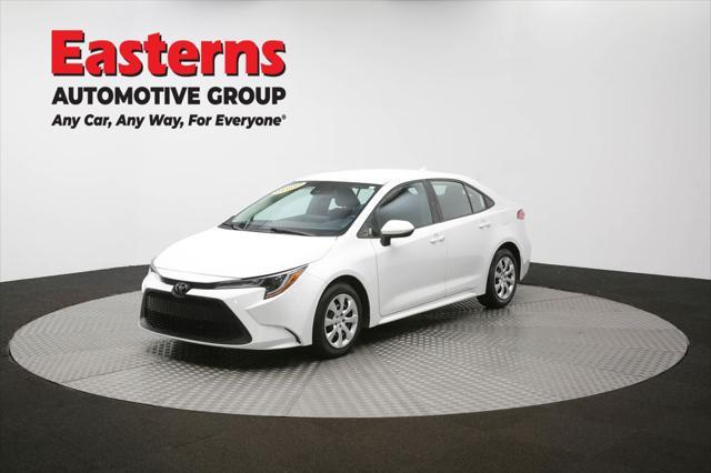 Photo of 2021 White Toyota Corolla