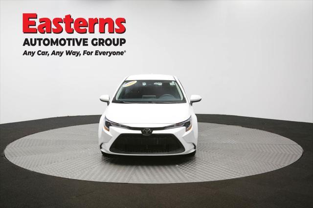 Photo of 2021 White Toyota Corolla