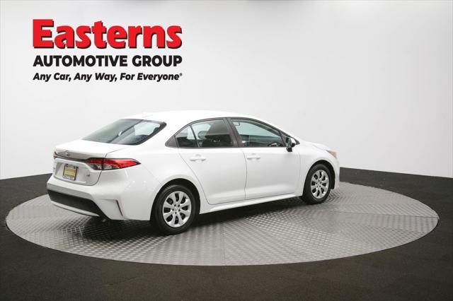 Photo of 2021 White Toyota Corolla
