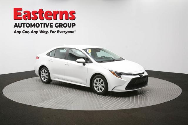 Photo of 2021 White Toyota Corolla