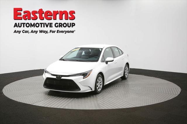 Photo of 2021 White Toyota Corolla