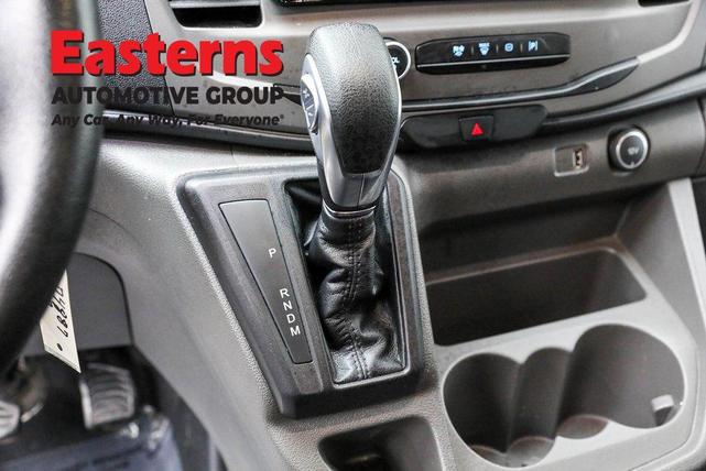 Photo of 2022 Oxford White Ford Transit-350