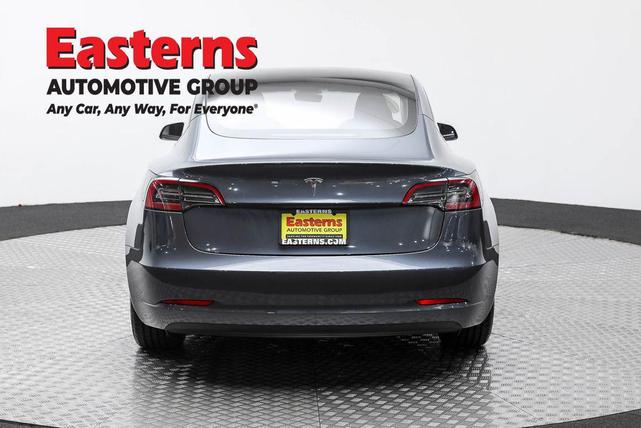 Photo of 2023 Gray Tesla Model 3