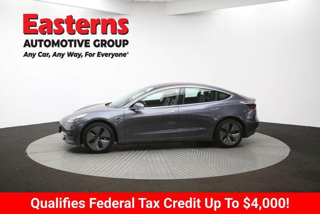 Photo of 2019 Gray Tesla Model 3