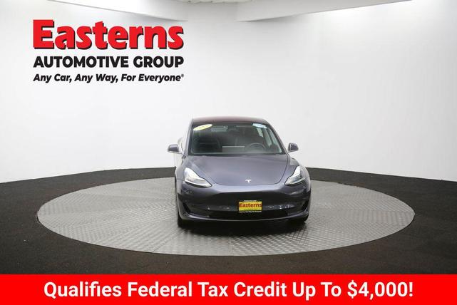 Photo of 2019 Gray Tesla Model 3
