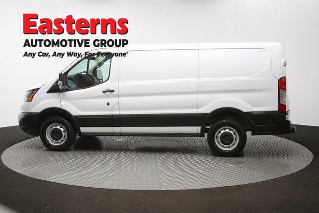 Photo of 2019 Oxford White Ford Transit-250