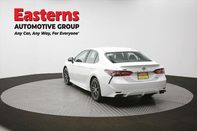 Photo of 2023 Ice Cap Toyota Camry