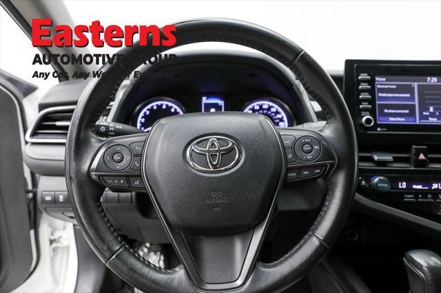 Photo of 2023 Ice Cap Toyota Camry