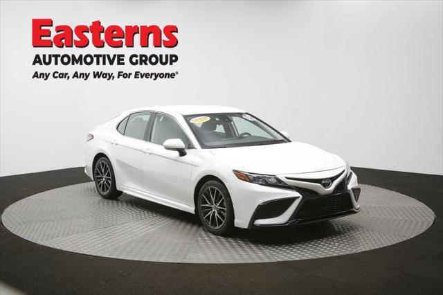 Photo of 2023 Ice Cap Toyota Camry