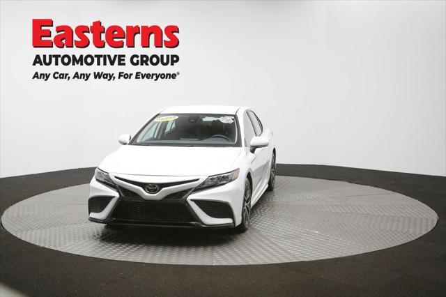Photo of 2023 Ice Cap Toyota Camry