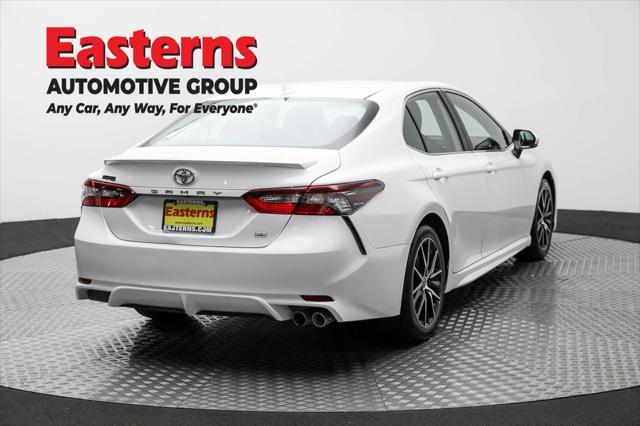 Photo of 2023 Ice Cap Toyota Camry