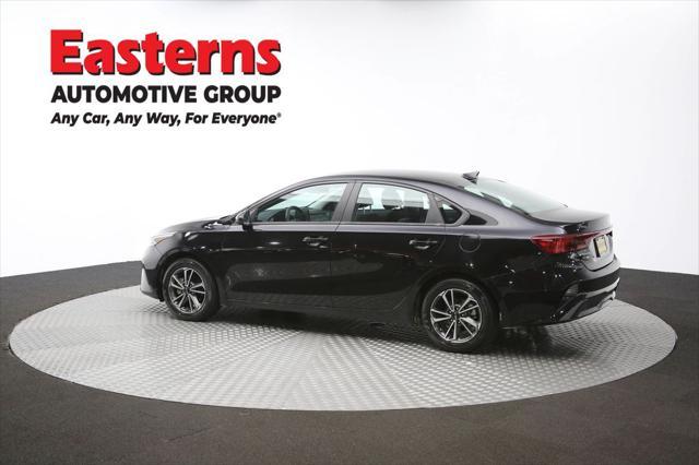 Photo of 2023 Aurora Black Pearl Kia Forte