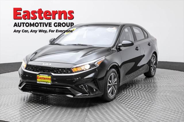 Photo of 2023 Aurora Black Pearl Kia Forte