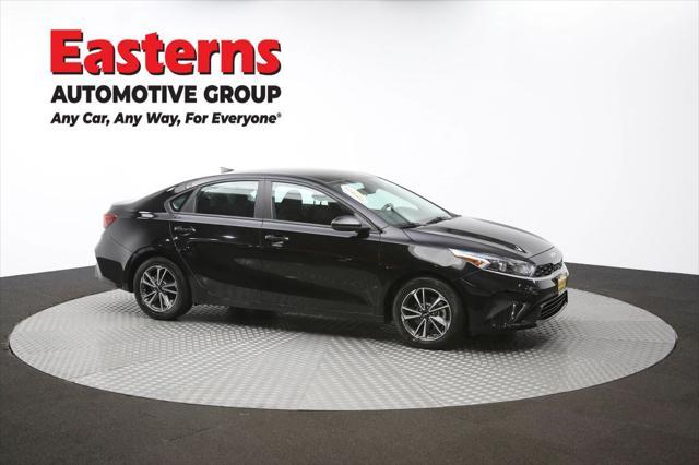 Photo of 2023 Aurora Black Pearl Kia Forte