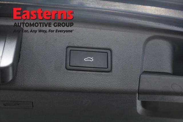 Photo of 2021 Blue Volkswagen Atlas