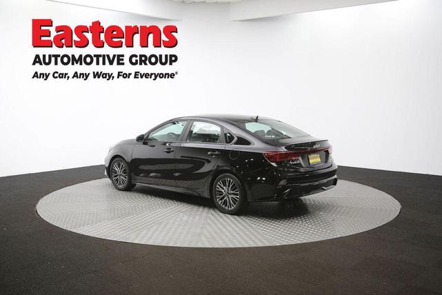 Photo of 2022 Aurora Black Kia Forte
