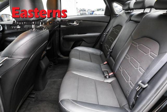 Photo of 2022 Aurora Black Kia Forte