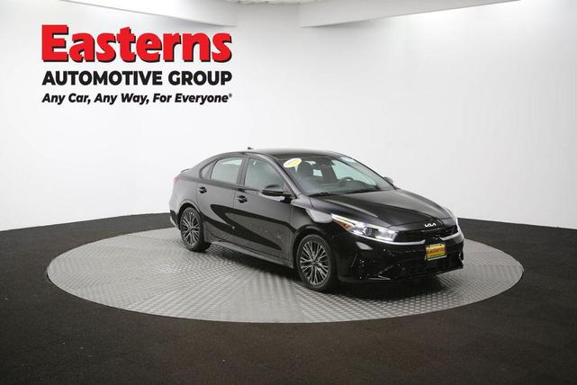Photo of 2022 Aurora Black Kia Forte