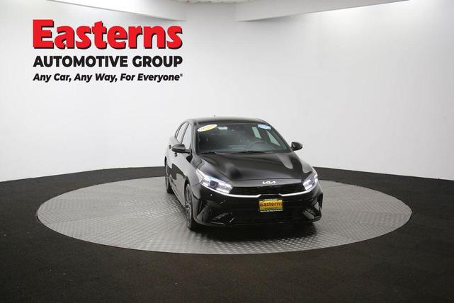 Photo of 2022 Aurora Black Kia Forte