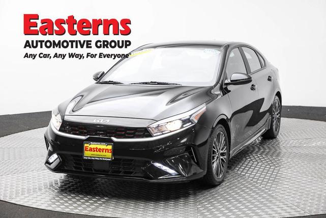 Photo of 2022 Aurora Black Kia Forte