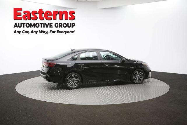 Photo of 2022 Aurora Black Kia Forte