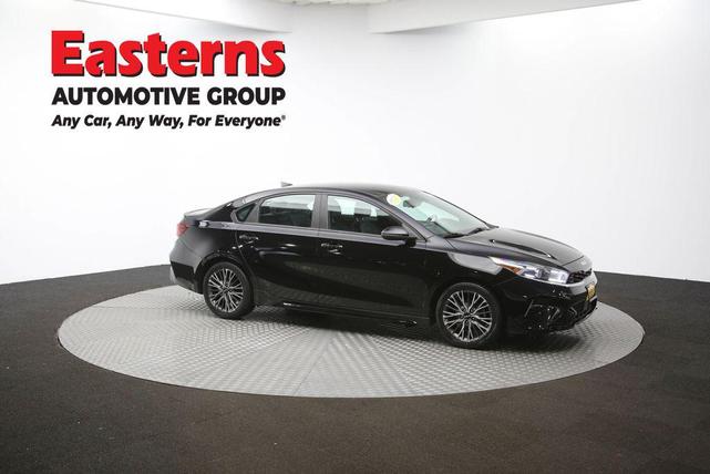 Photo of 2022 Aurora Black Kia Forte