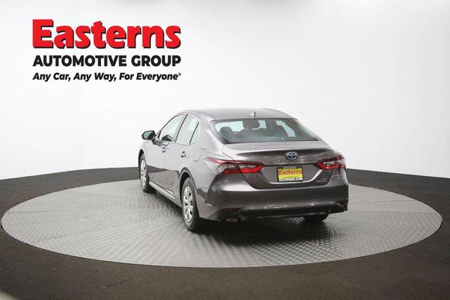 Photo of 2021 Predawn Gray Mica Toyota Camry