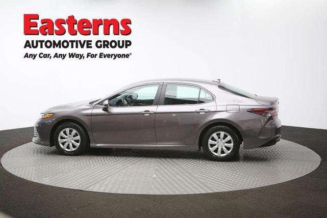 Photo of 2021 Predawn Gray Mica Toyota Camry