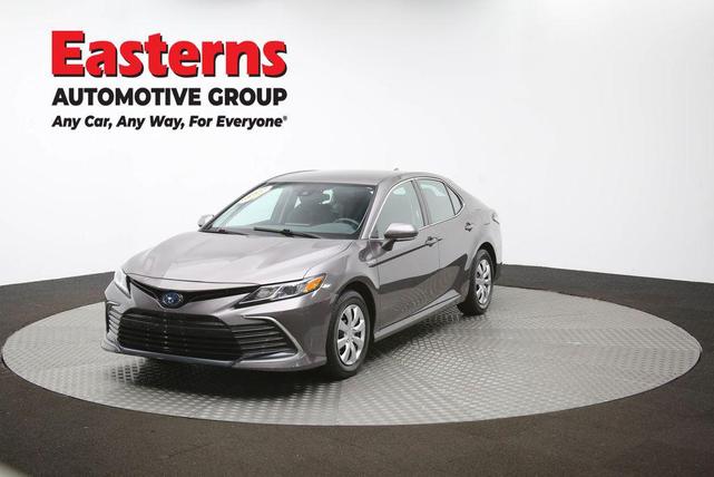 Photo of 2021 Predawn Gray Mica Toyota Camry