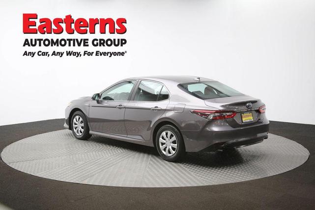 Photo of 2021 Predawn Gray Mica Toyota Camry