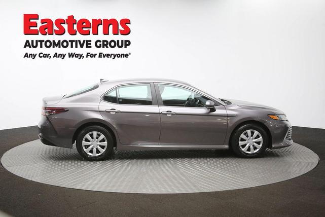 Photo of 2021 Predawn Gray Mica Toyota Camry