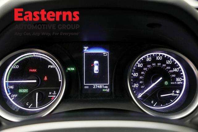 Photo of 2021 Predawn Gray Mica Toyota Camry