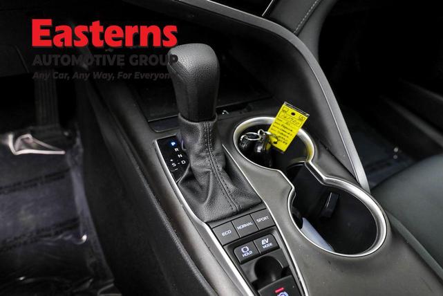 Photo of 2021 Predawn Gray Mica Toyota Camry