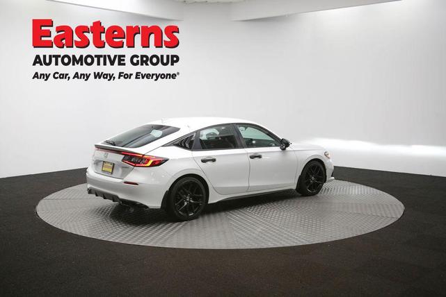 Photo of 2023 Platinum White Pearl Honda Civic