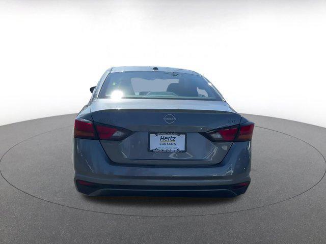 Photo of 2024 Gun Metallic Nissan Altima