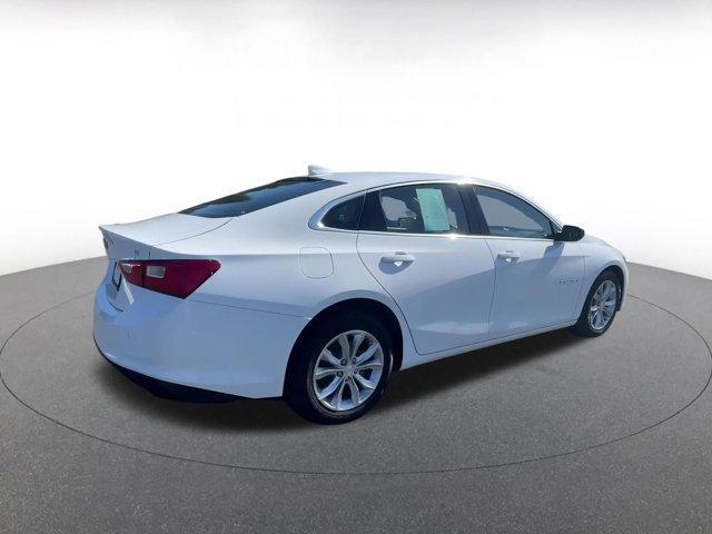 Photo of 2024 Summit White Chevrolet Malibu