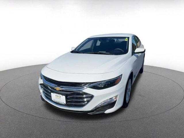 Photo of 2024 Summit White Chevrolet Malibu