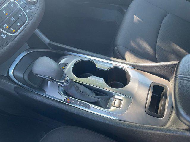 Photo of 2024 Summit White Chevrolet Malibu